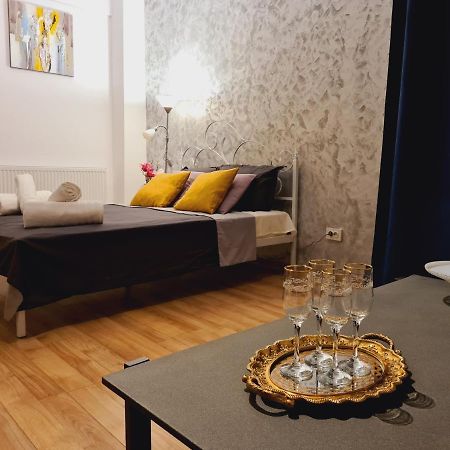 Ultracentral 5* Boutique Hotel Style Apartment. Brand New. 2 Rooms. Spacious. Free Parking Cluj-Napoca Exterior photo
